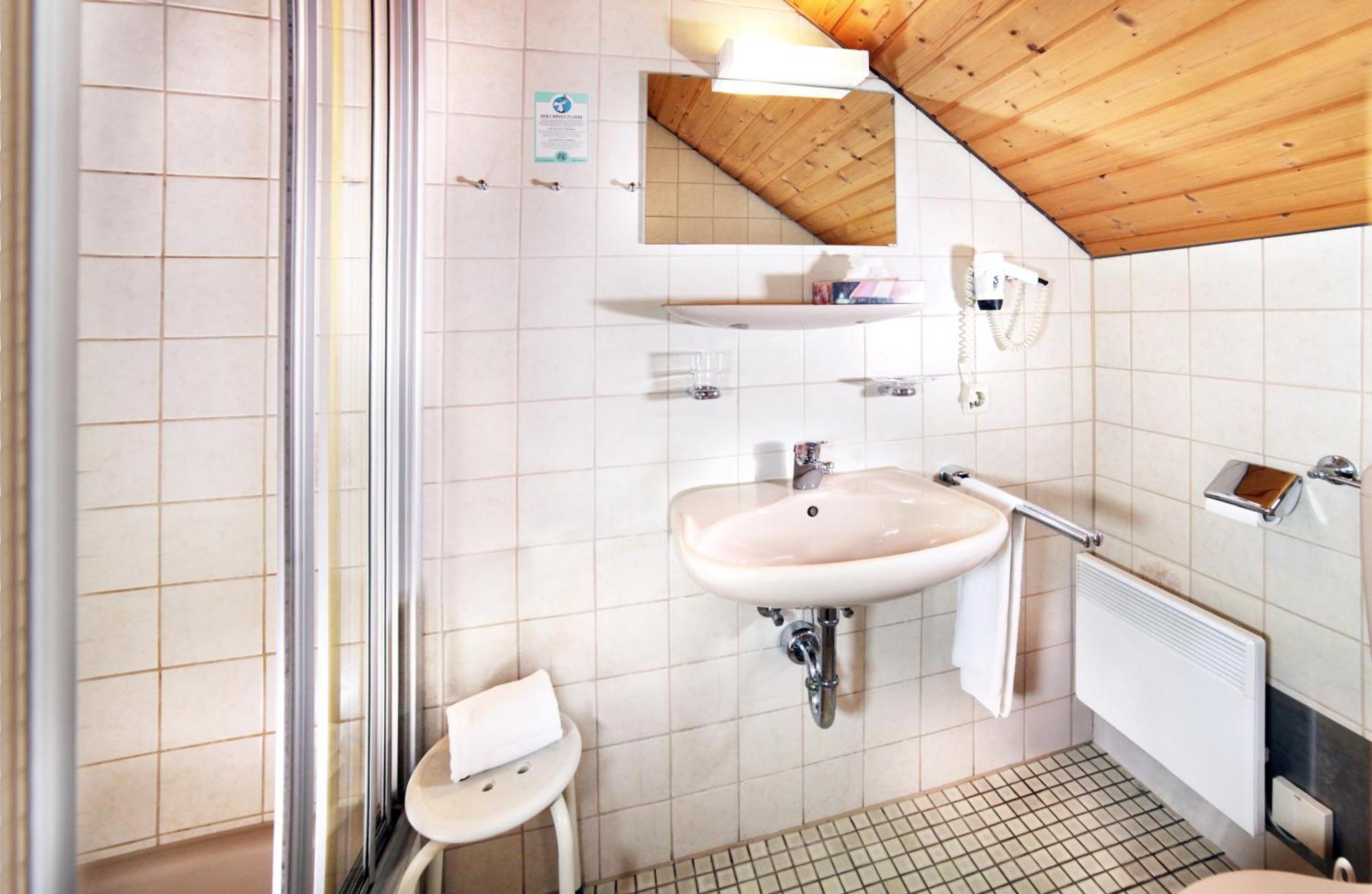 Lutz Ug Hotel Oberderdingen